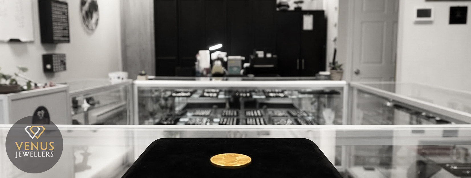 Why Buy Gold & Silver Bullion In-Store | Venus Jewellers